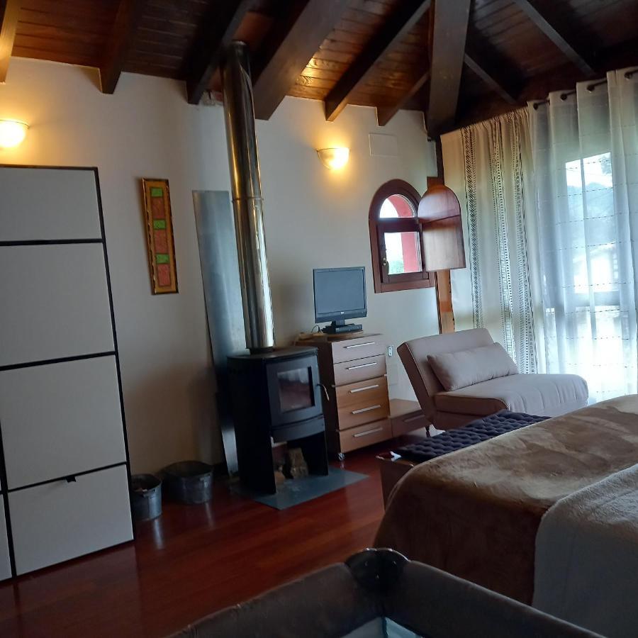 リャネス La Casa De Abajoヴィラ エクステリア 写真