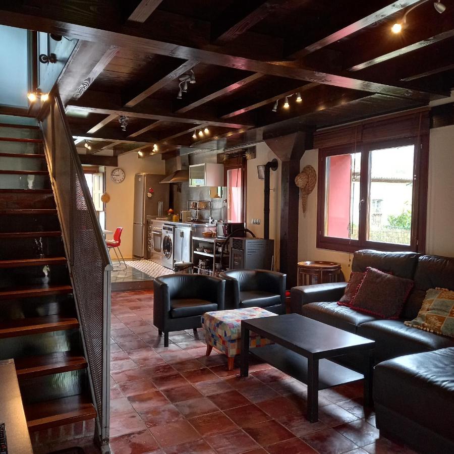 リャネス La Casa De Abajoヴィラ エクステリア 写真