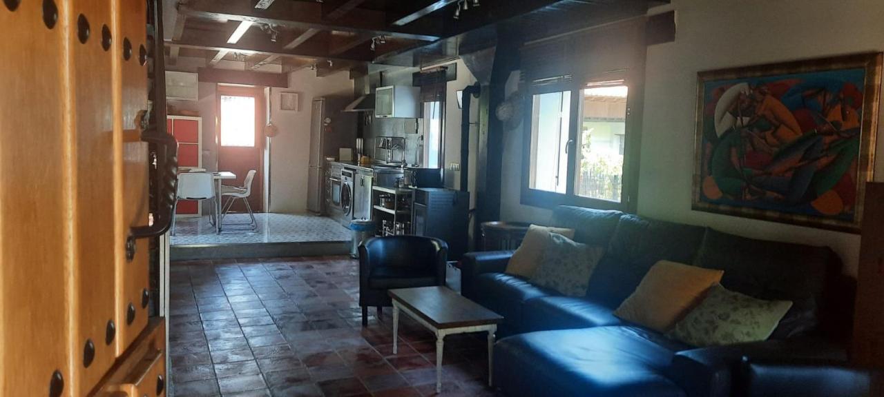 リャネス La Casa De Abajoヴィラ エクステリア 写真
